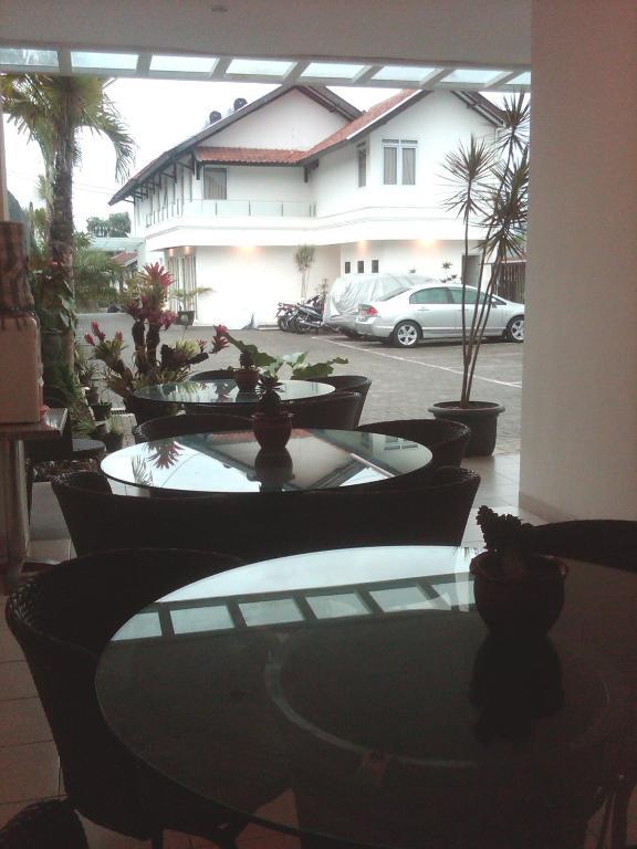 Villa Chocolate Lembang Exterior photo